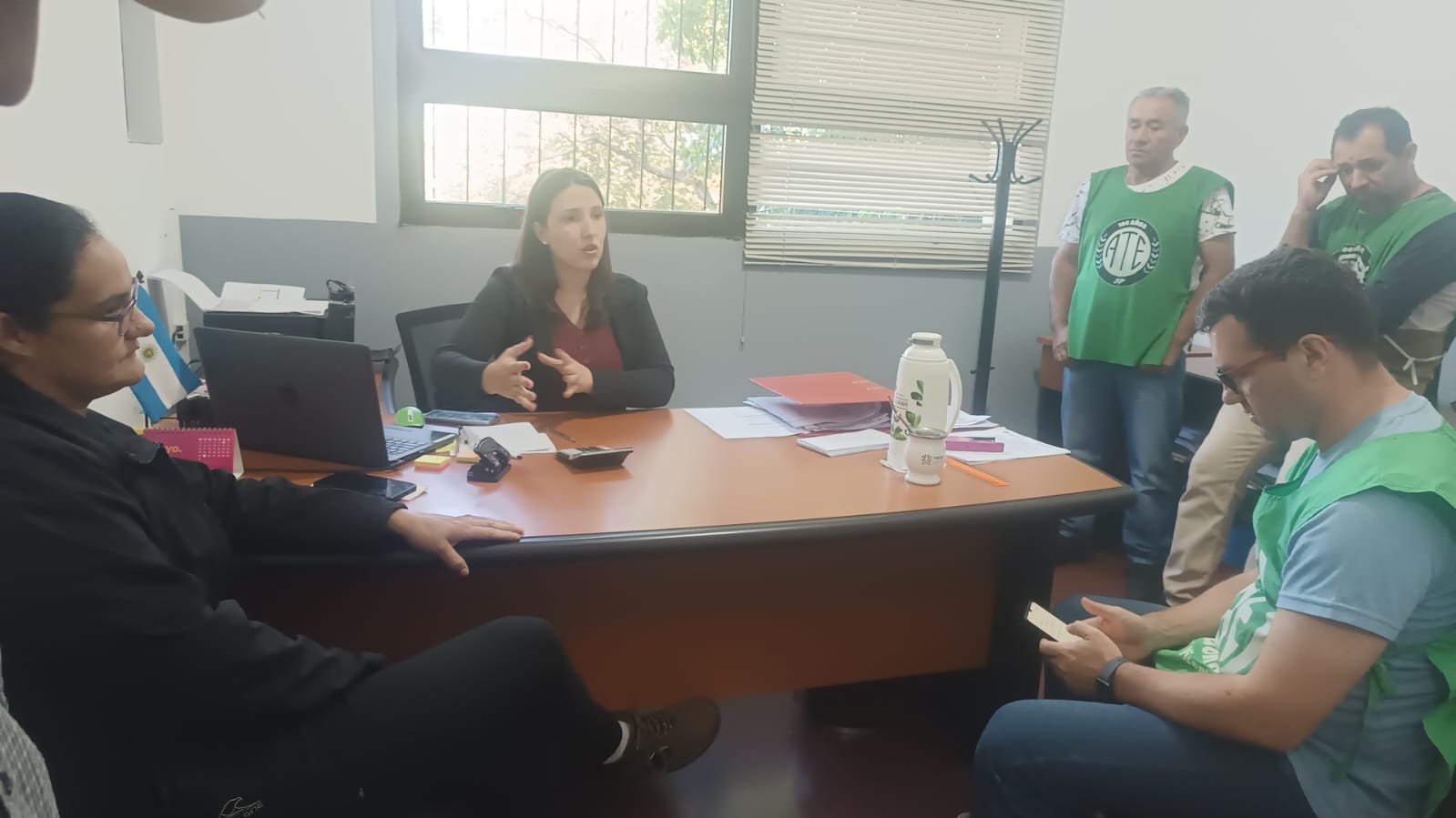 Informe de mesa salarial en la Municipalidad de San Vicente