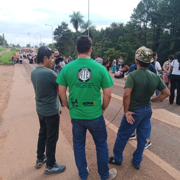 Continúa plan de luchas de trabajadores de la educación de Misiones.