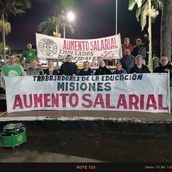 Trabajadores de la Educación se reunieron en asamblea en San Vicente.